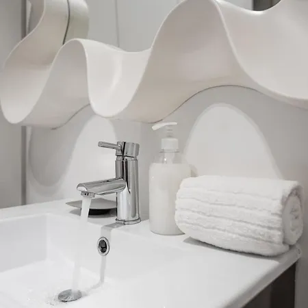 Guestready - A Polished Retreat Near St Catarina *