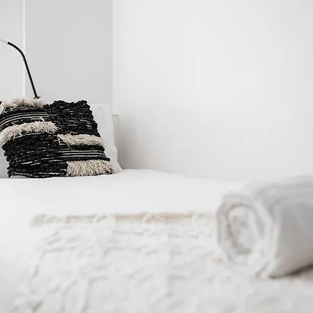 Guestready - A Polished Retreat Near St Catarina Porto